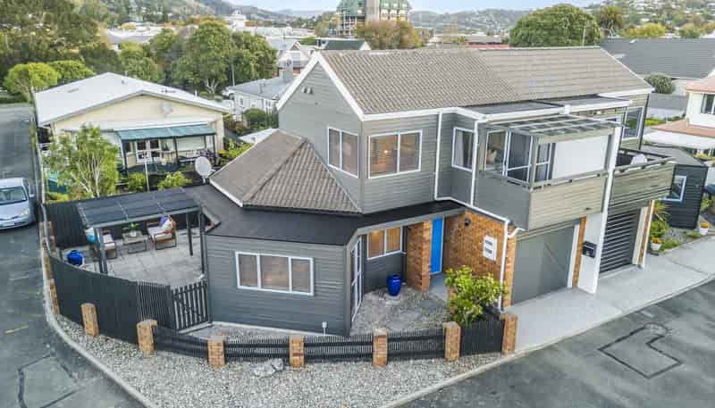 12 Highgrove Way, The Wood