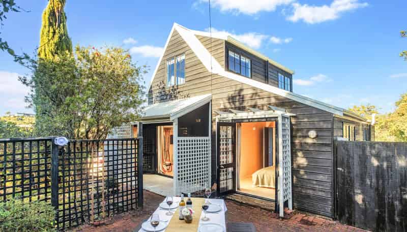 383 Sea View Road, Onetangi