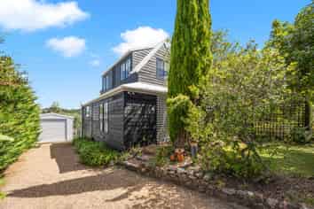 383 Sea View Road, Onetangi