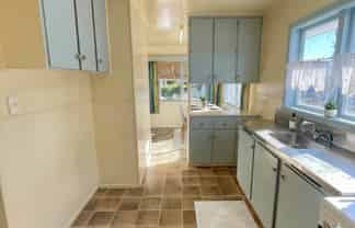 79 Preston Road, Clover Park