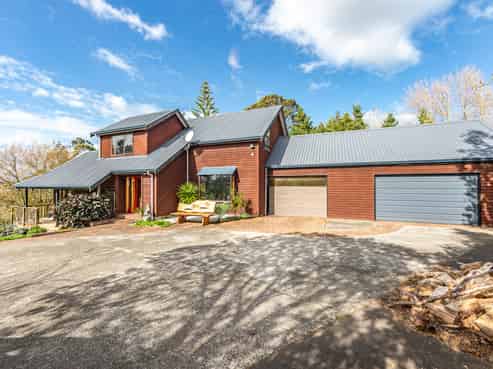 62 Shakespeare Road, Bastia Hill