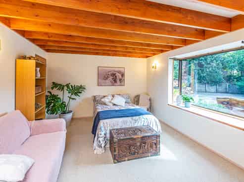 62 Shakespeare Road, Bastia Hill