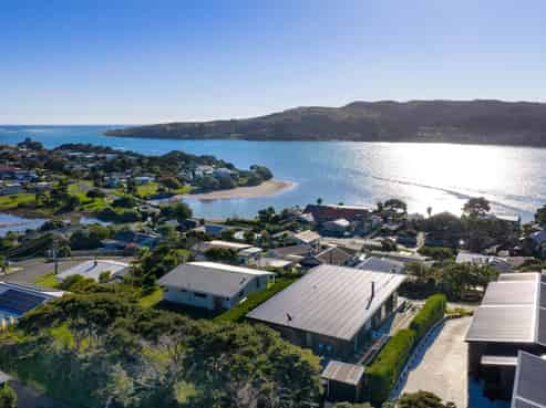15 Rose Street, Raglan