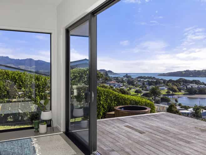 15 Rose Street, Raglan