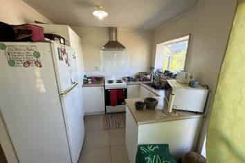 3/5A Hayr Road, Three Kings