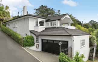 10 Ruakiwi Road, Hamilton Lake