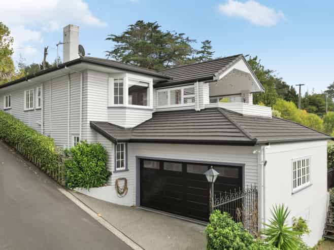 10 Ruakiwi Road, Hamilton Lake