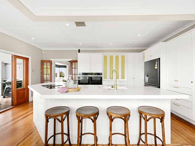 10 Ruakiwi Road, Hamilton Lake