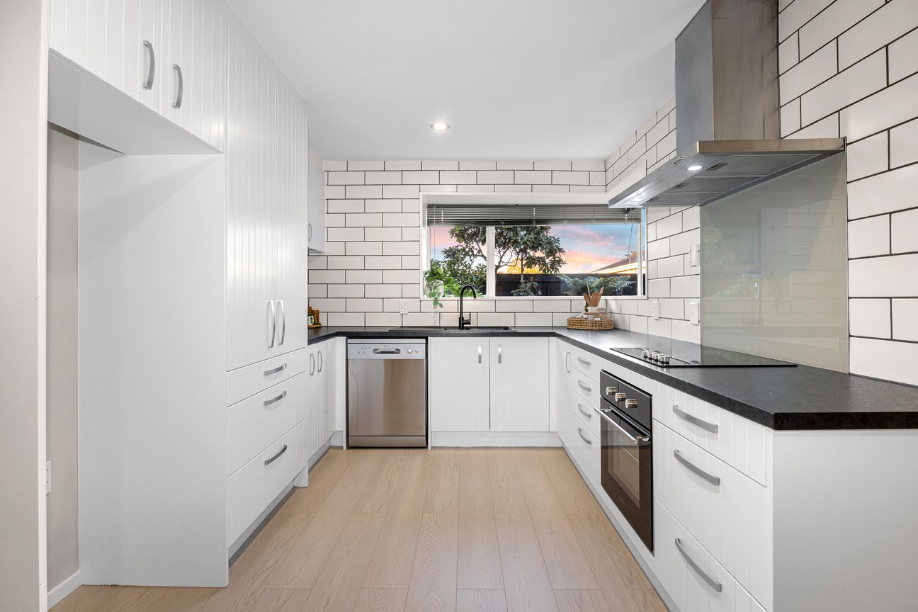 Plaster over Brick - Fee Simple! - Ansicht 2