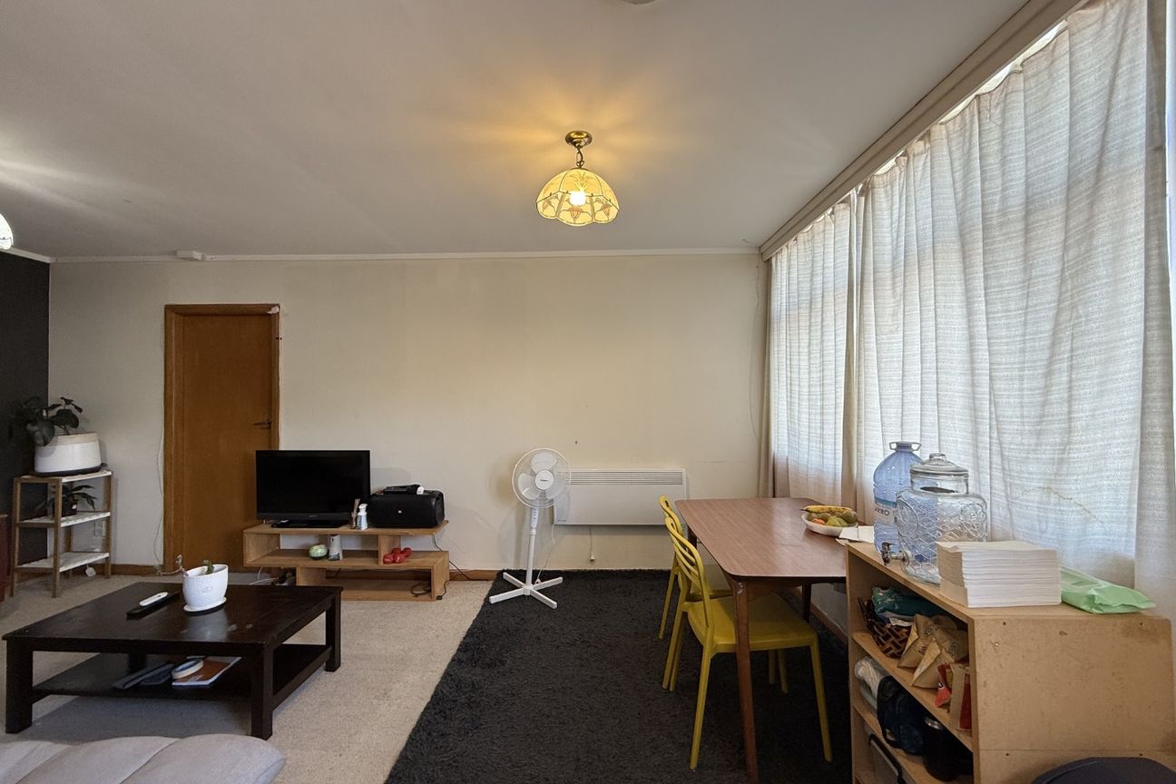 2-Bedroom Apartment in Berhampore – pohled 2