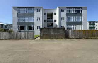 12/21 Te Wharepouri Street, Berhampore