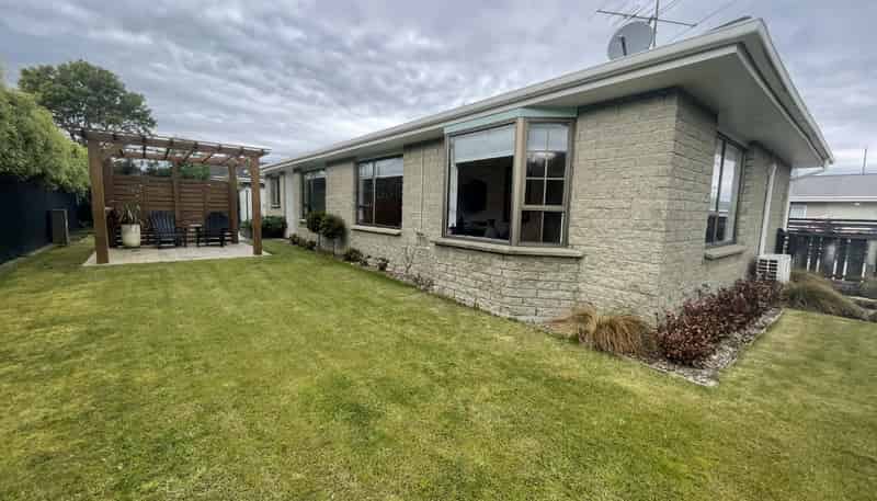 2/28 Sydney Street, Windsor