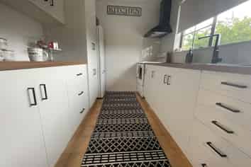 2/28 Sydney Street, Windsor