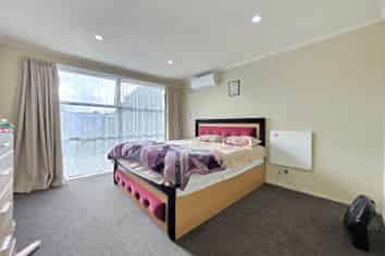 13 The Track, Takanini