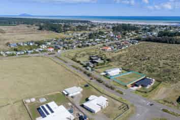 19 Waitarere Rise Avenue, WAITARERE BEACH