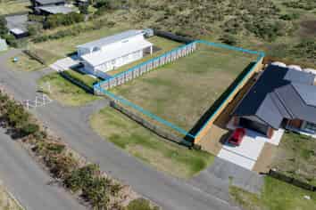 19 Waitarere Rise Avenue, WAITARERE BEACH