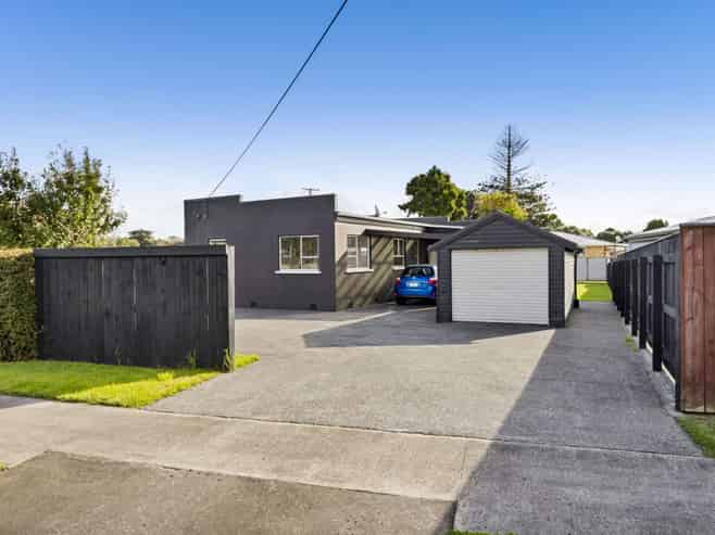 320 South Road, Hawera