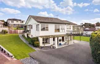 13 Little Barrier Avenue, Manly