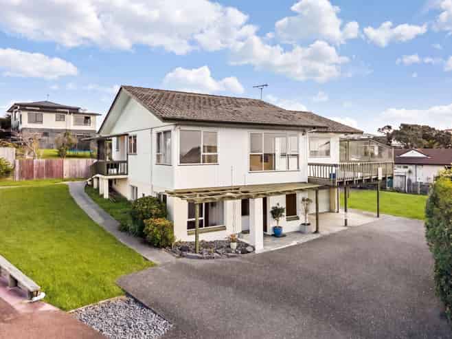 13 Little Barrier Avenue, Manly