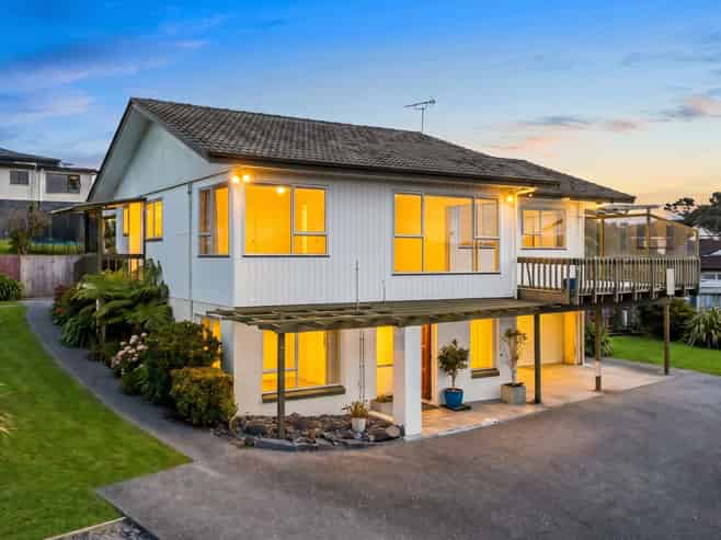 13 Little Barrier Avenue, Manly