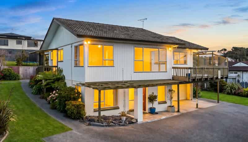 13 Little Barrier Avenue, Manly