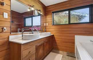 694 Mangakahia Road, Poroti