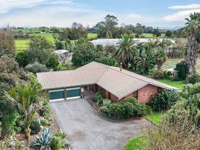 694 Mangakahia Road, Poroti