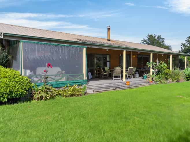 694 Mangakahia Road, Poroti