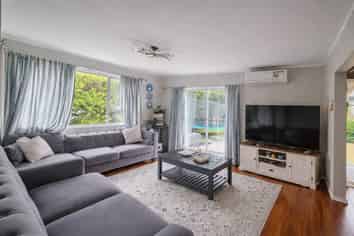 32 Weatherly Road, Torbay