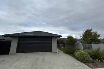 43 Camberley Road, Richmond