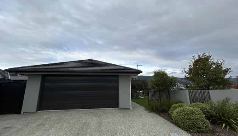 43 Camberley Road, Richmond