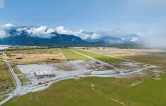 22 Airport Lane, Haast