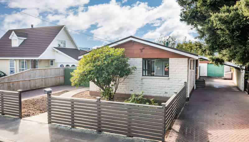 57 Carlyle Road, Mosgiel
