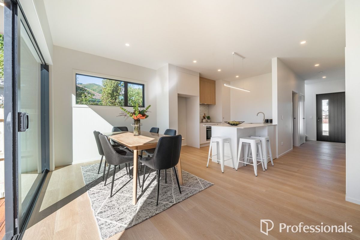 Brand New, Sun-Filled Family Home - Ansicht 4