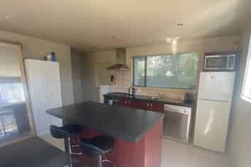 25b Huxley Street, Sydenham