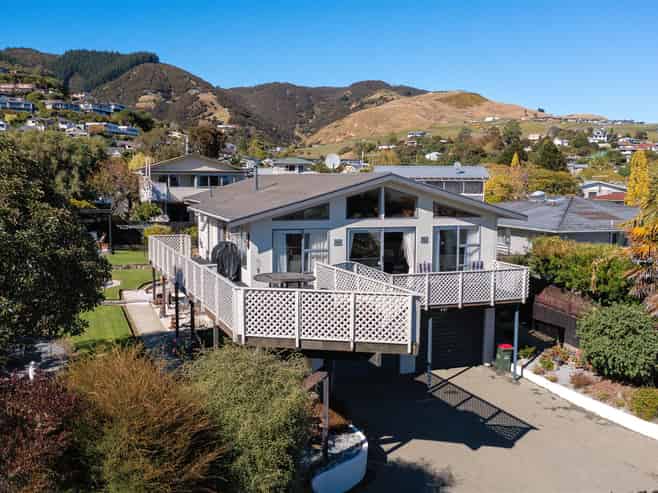 25 Rainbow Drive, Atawhai