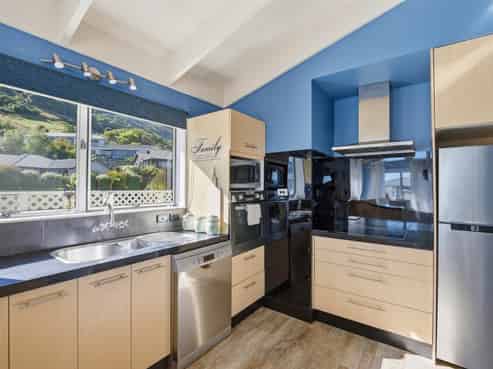 25 Rainbow Drive, Atawhai