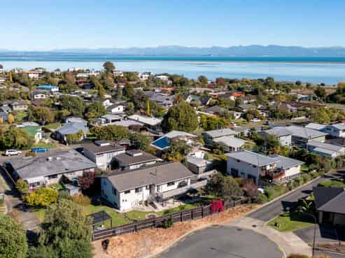 25 Rainbow Drive, Atawhai