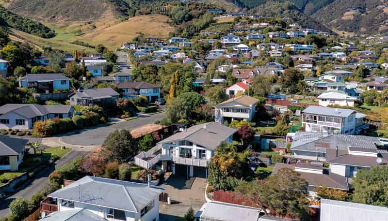 25 Rainbow Drive, Atawhai