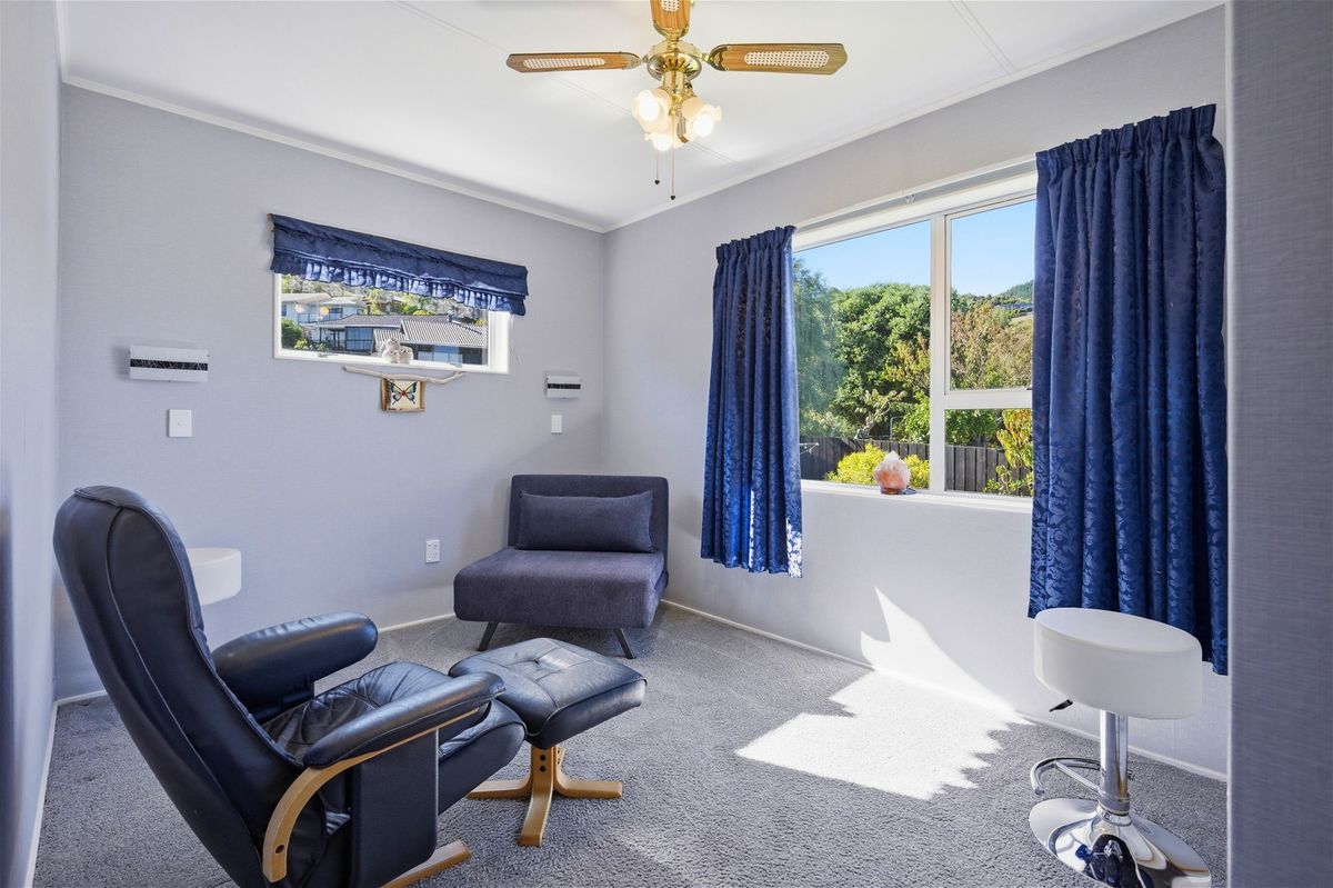Space Meets Location - Book Your Viewing! - Więcej