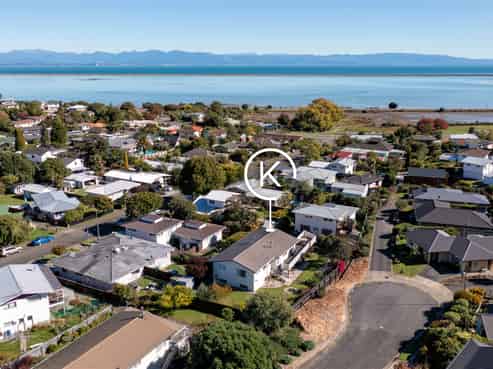 25 Rainbow Drive, Atawhai