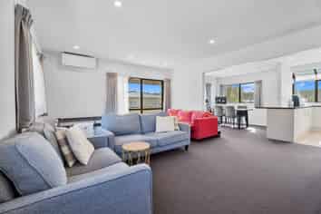 2/12 Gazelle Avenue, Beach Haven