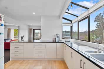 2/12 Gazelle Avenue, Beach Haven