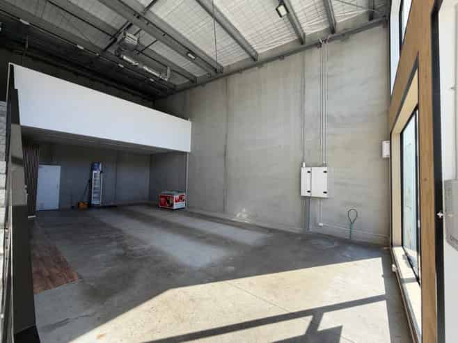 Papamoa Office with Mezzanine