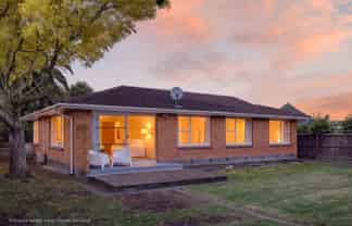 7 Rosewood Place, Bryndwr