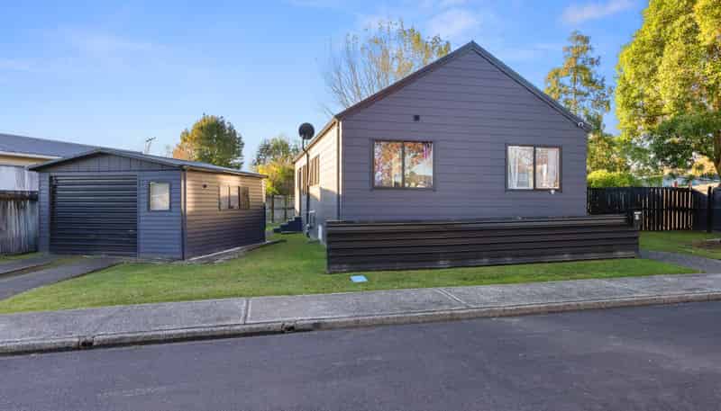 12 Tilbrook Place, Papakura