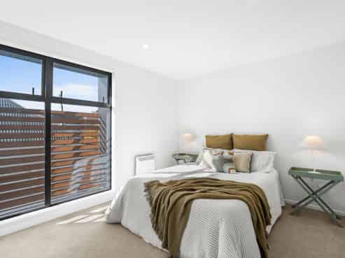 15/130 Holly Road, Saint Albans