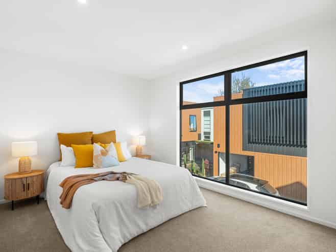 15/130 Holly Road, Saint Albans