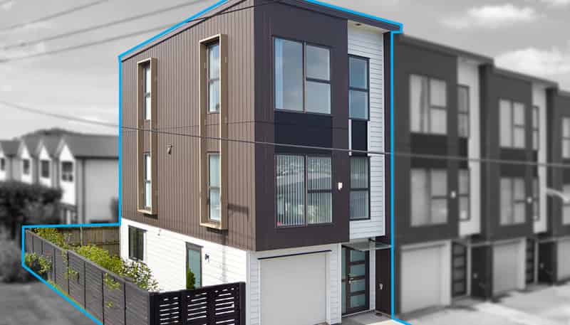 1/107 Hobsonville Road, West Harbour