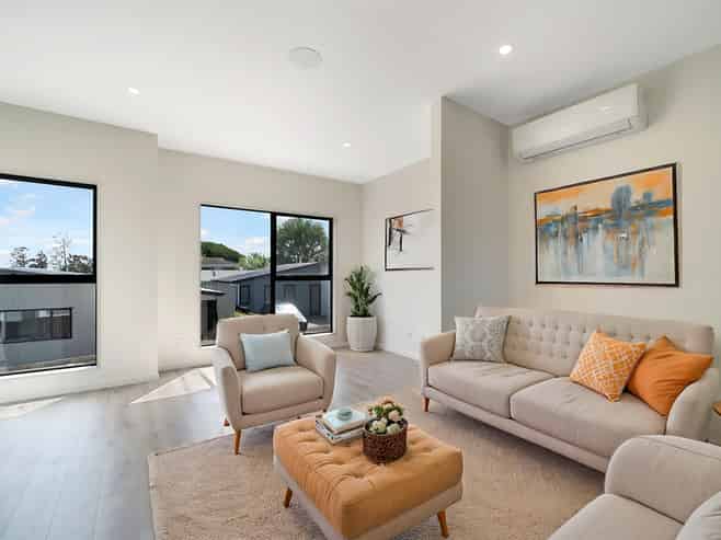 1/107 Hobsonville Road, West Harbour